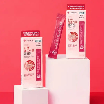 INNERBEAU Red Pomegranate Collagen Stick 7 Sticks main des 2