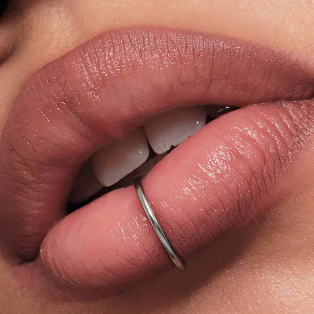 RISKY Lip Bestie Pencil 1.2g main des 4
