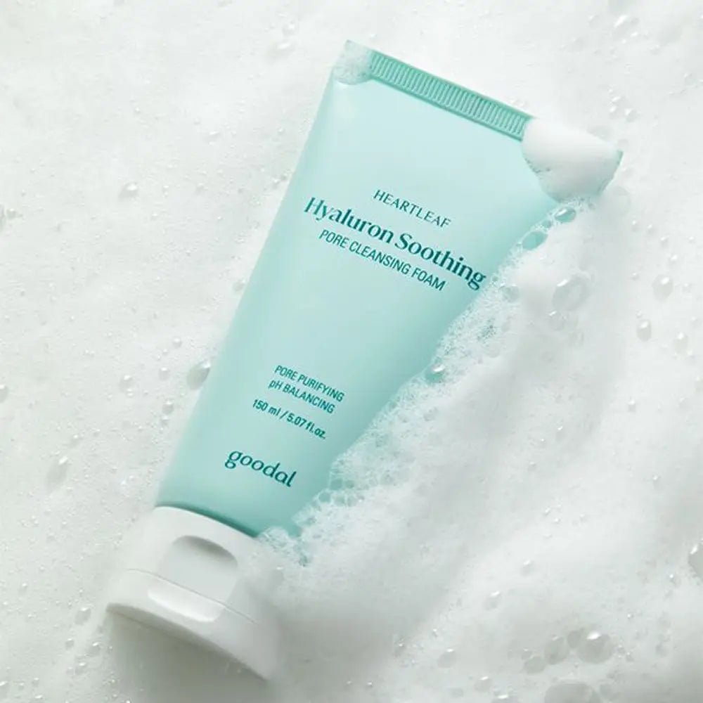 GOODAL Heartleaf Hyaluron Soothing Pore Cleansing Foam
